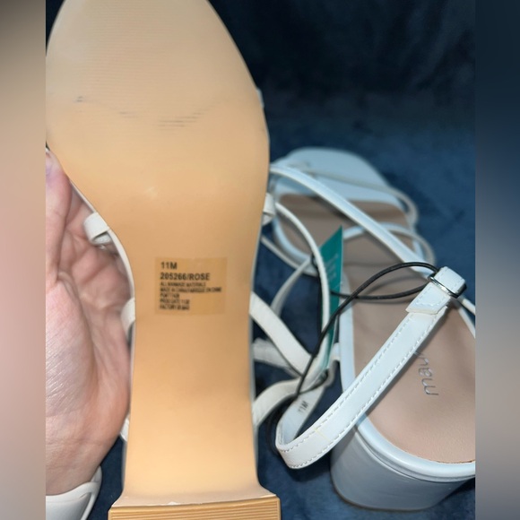 White strappy block heels NWT - Picture 4 of 5